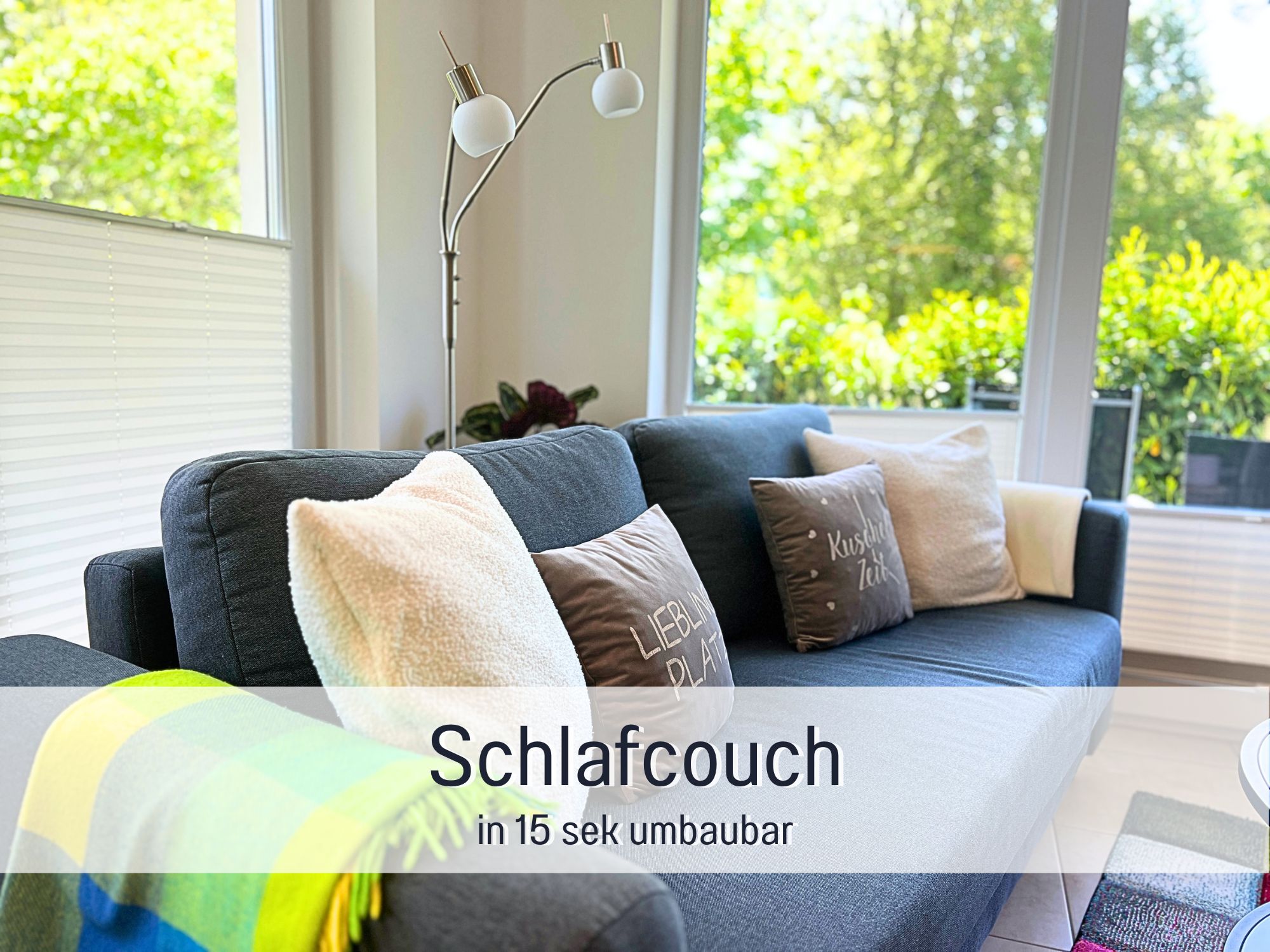 Flatscreen-TV mit SmartTV und Kommode